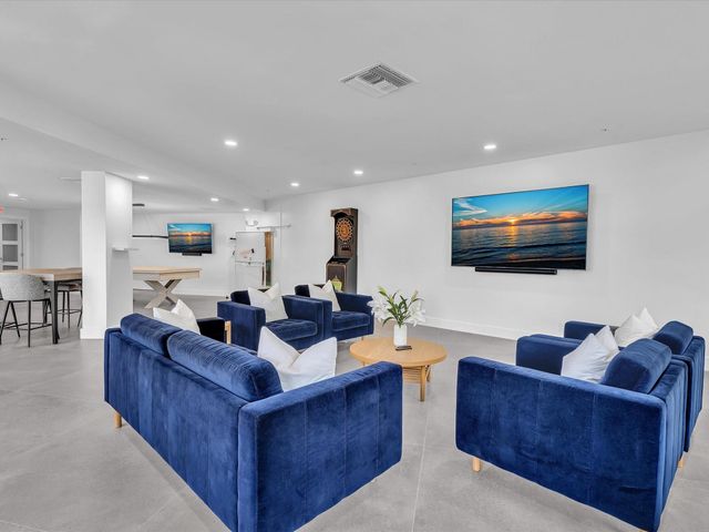 3000 Holiday Drive 603, Fort Lauderdale, FL 33316