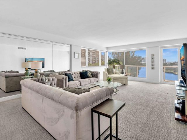 3000 Holiday Drive 603, Fort Lauderdale, FL 33316