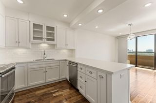651 Bering Drive 1402, Houston, TX 77057