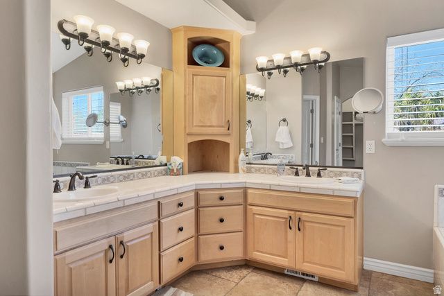 2497 RIVER CIR, Santa Clara, UT 84765