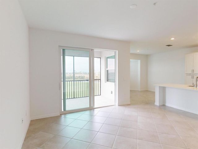 17565 OPAL SAND DRIVE 401, Venice, FL 34293