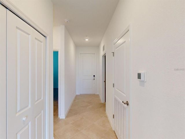 17565 OPAL SAND DRIVE 401, Venice, FL 34293