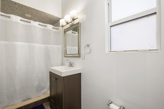 700 Upland Road, West Palm Beach, FL 33401