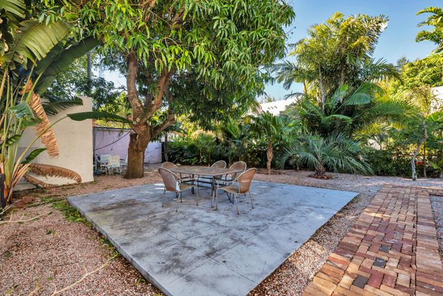 700 Upland Road, West Palm Beach, FL 33401