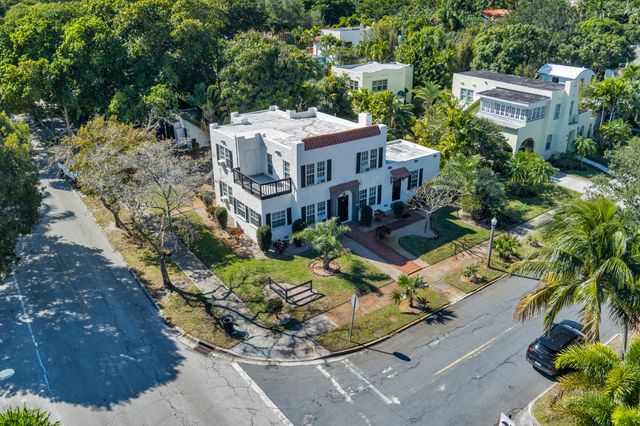 700 Upland Road, West Palm Beach, FL 33401