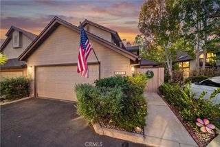 2071 Meadow View Lane, Costa Mesa, CA 92627