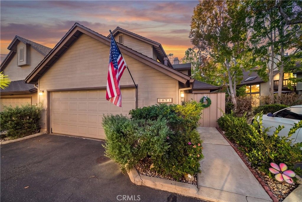 2071 Meadow View Lane, Costa Mesa, CA 92627 — exterior