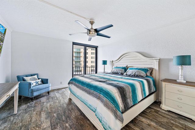 5420 N Ocean Drive 305, Singer Island, FL 33404