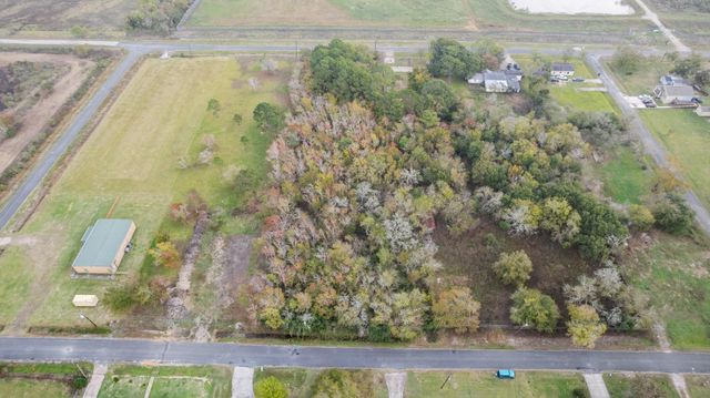 232 N Pecan Drive, Texas City, TX 77591