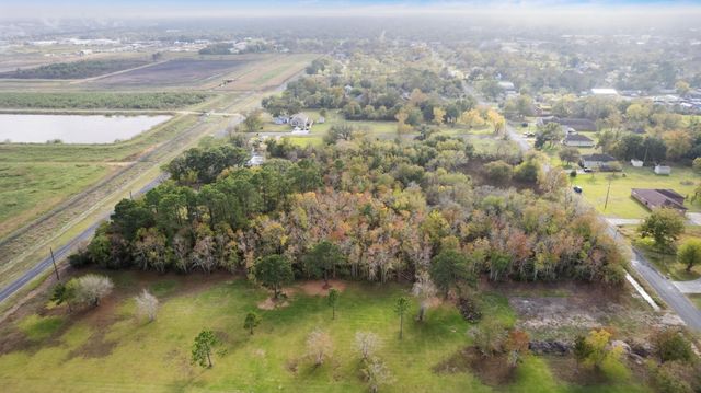 232 N Pecan Drive, Texas City, TX 77591