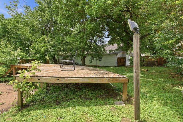 306 N Main St, Cornersville, TN 37047