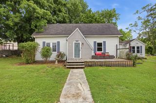 306 N Main St, Cornersville, TN 37047