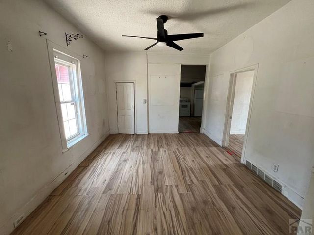 1421 E 12th St, Pueblo, CO 81001
