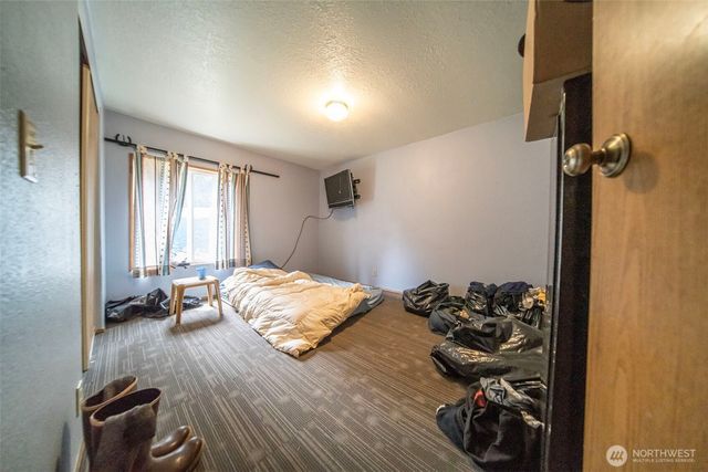 6533 12th Avenue NW, Tulalip, WA 98271
