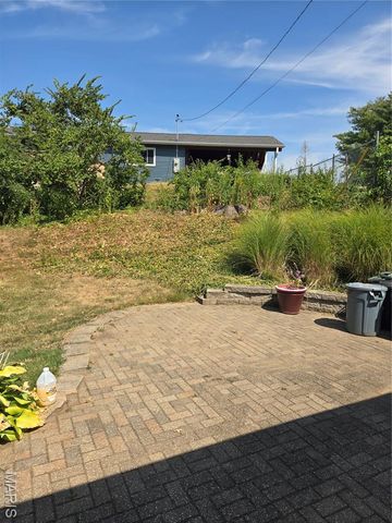 1145 Mackinac Drive, Creve Coeur, MO 63146