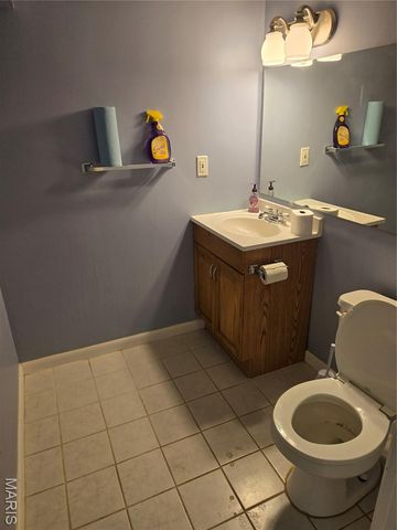 1145 Mackinac Drive, Creve Coeur, MO 63146