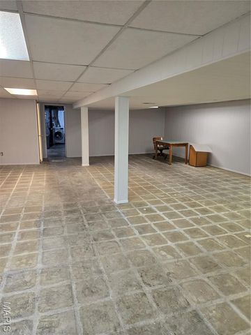 1145 Mackinac Drive, Creve Coeur, MO 63146