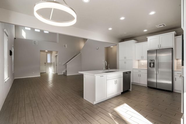 8722 Sevano Circle NE, Albuquerque, NM 87113