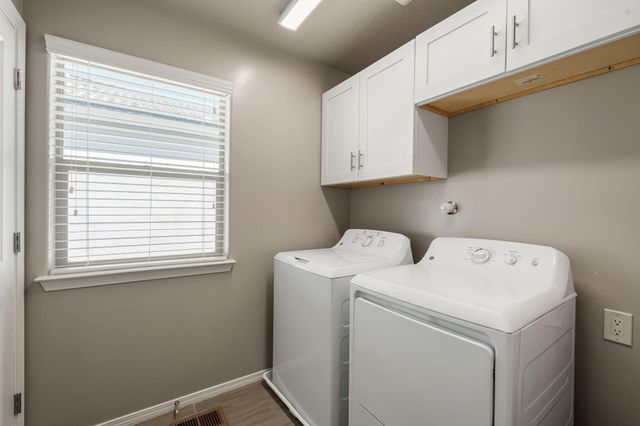 8722 Sevano Circle NE, Albuquerque, NM 87113