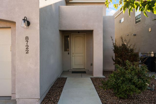 8722 Sevano Circle NE, Albuquerque, NM 87113