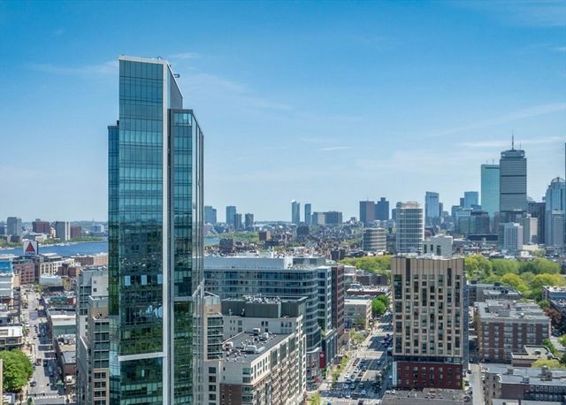 188 Brookline Ave 26H, Boston, MA 02215