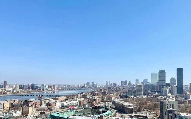 188 Brookline Ave 26H, Boston, MA 02215