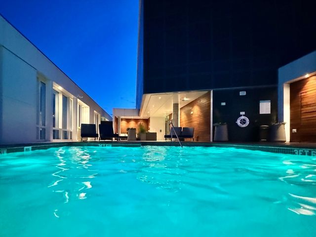 188 Brookline Ave 26H, Boston, MA 02215