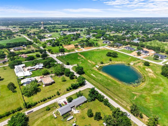 7717 Pickett Lane, Burleson, TX 76028