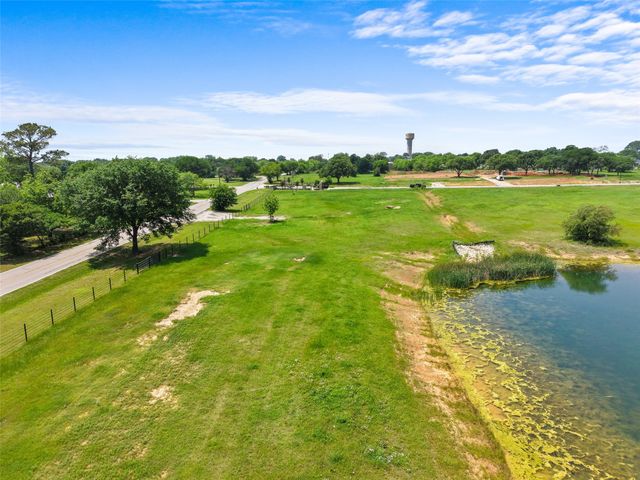 7717 Pickett Lane, Burleson, TX 76028
