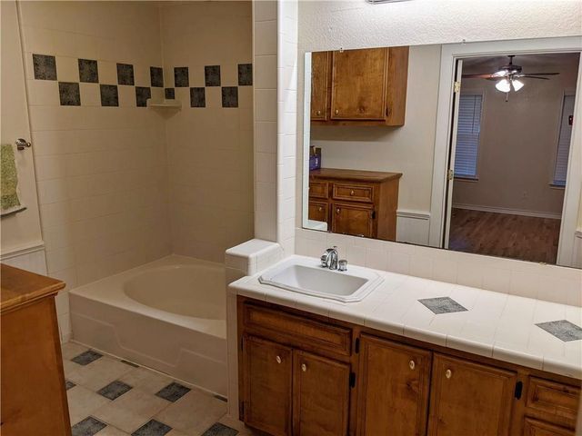 9746 Anderson Village DR, Austin, TX 78729