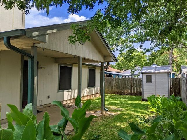 9746 Anderson Village DR, Austin, TX 78729