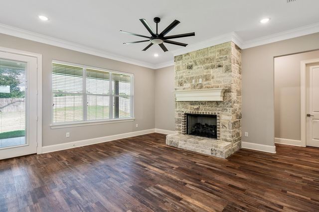 353 Sides Blvd, Bullard, TX 75757