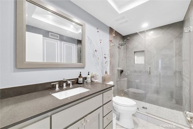 1417 W James Way, Anaheim, CA 92801