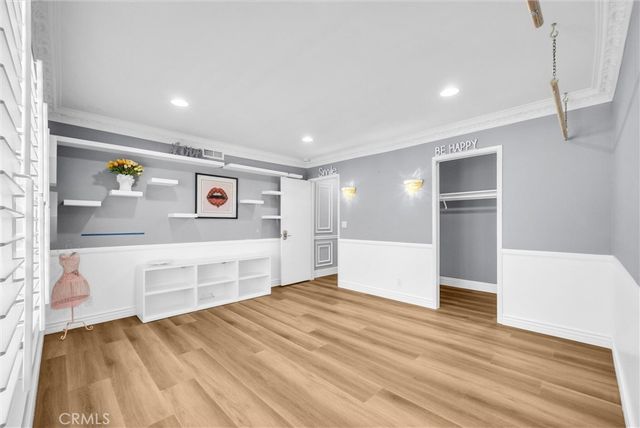 1417 W James Way, Anaheim, CA 92801