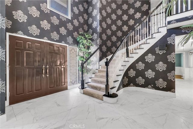 1417 W James Way, Anaheim, CA 92801