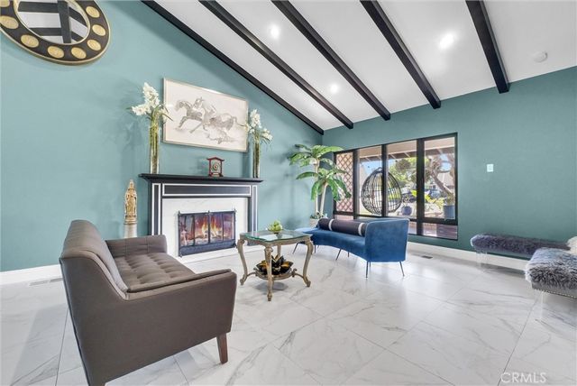 1417 W James Way, Anaheim, CA 92801