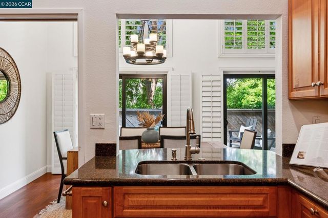 1920 Aspenridge Ct, Walnut Creek, CA 94597