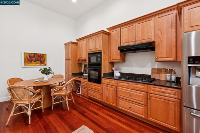 1920 Aspenridge Ct, Walnut Creek, CA 94597