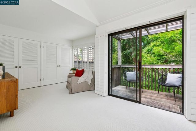 1920 Aspenridge Ct, Walnut Creek, CA 94597
