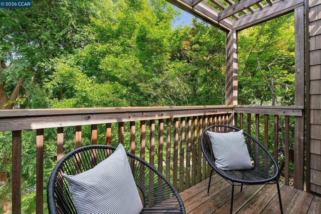 1920 Aspenridge Ct, Walnut Creek, CA 94597