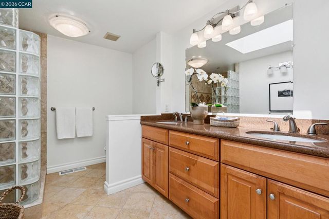 1920 Aspenridge Ct, Walnut Creek, CA 94597