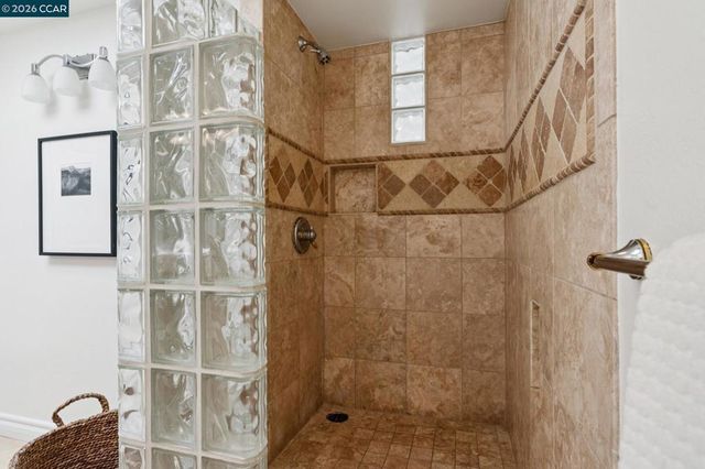 1920 Aspenridge Ct, Walnut Creek, CA 94597