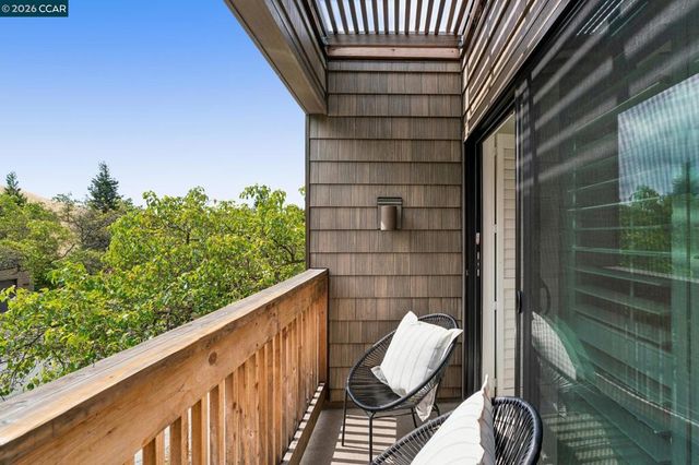 1920 Aspenridge Ct, Walnut Creek, CA 94597