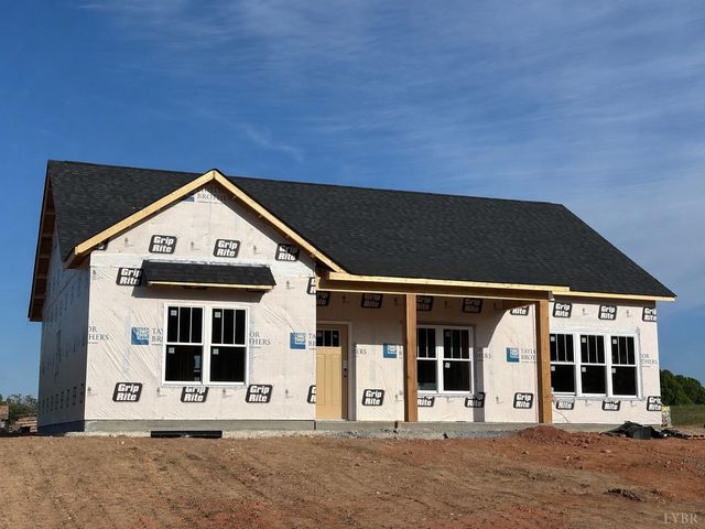 3 Leesville Road, Lynch Station, VA 24571