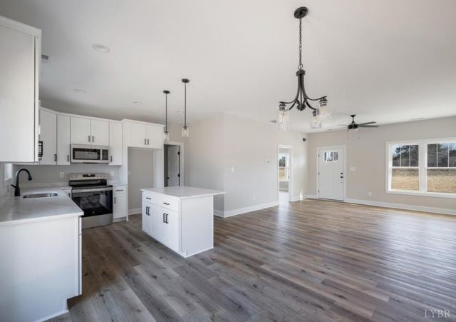 3 Leesville Road, Lynch Station, VA 24571