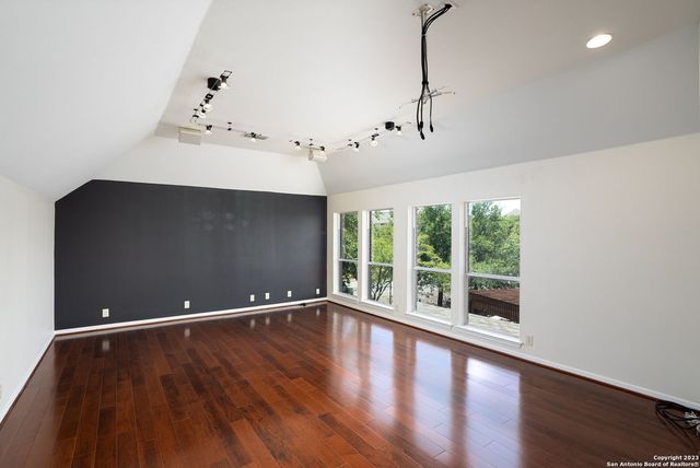 27611 Autumn Ter, Boerne, TX 78006