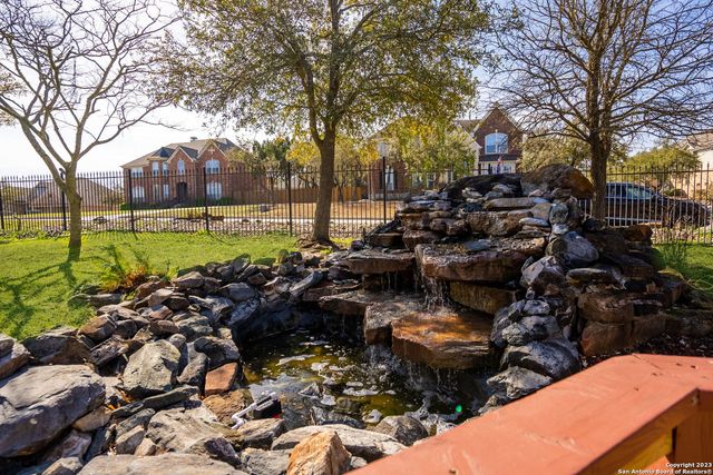 27611 Autumn Ter, Boerne, TX 78006