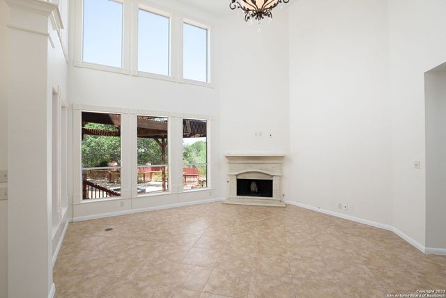 27611 Autumn Ter, Boerne, TX 78006