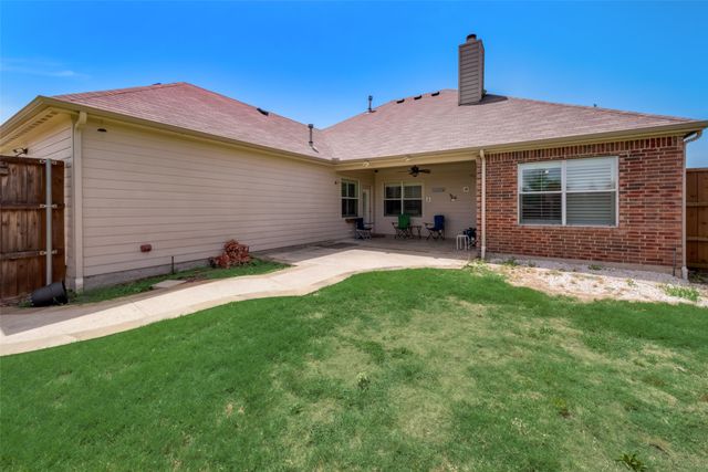 3806 Laurel Crossing Drive, Rockwall, TX 75032