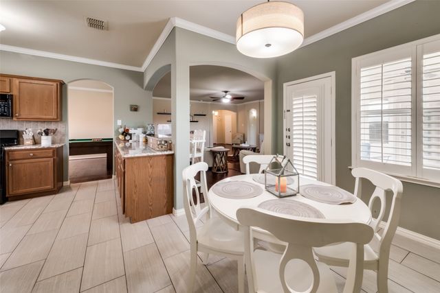 3806 Laurel Crossing Drive, Rockwall, TX 75032